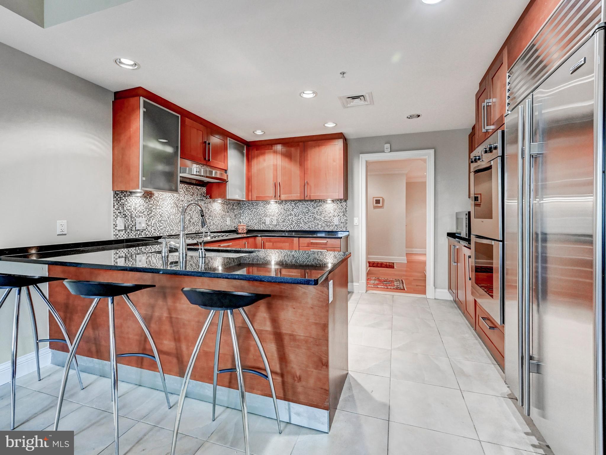 801 Key Highway, Unit 313 Baltimore, MD 21230 - Photo 8 of 47