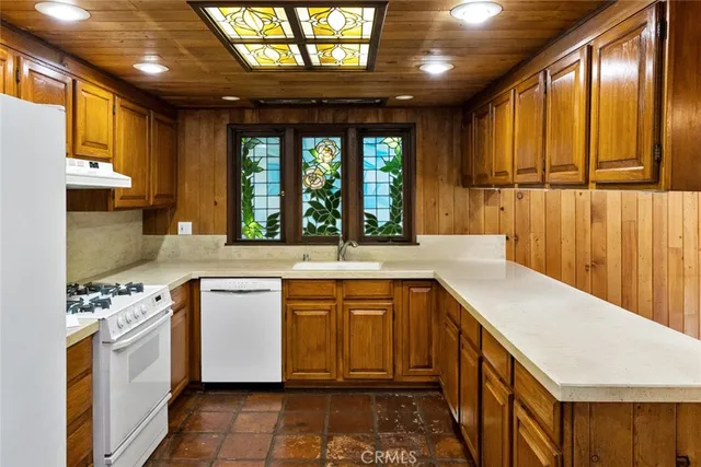 $2,750,000 | 1411 15th Street, Manhattan Beach, CA 90266