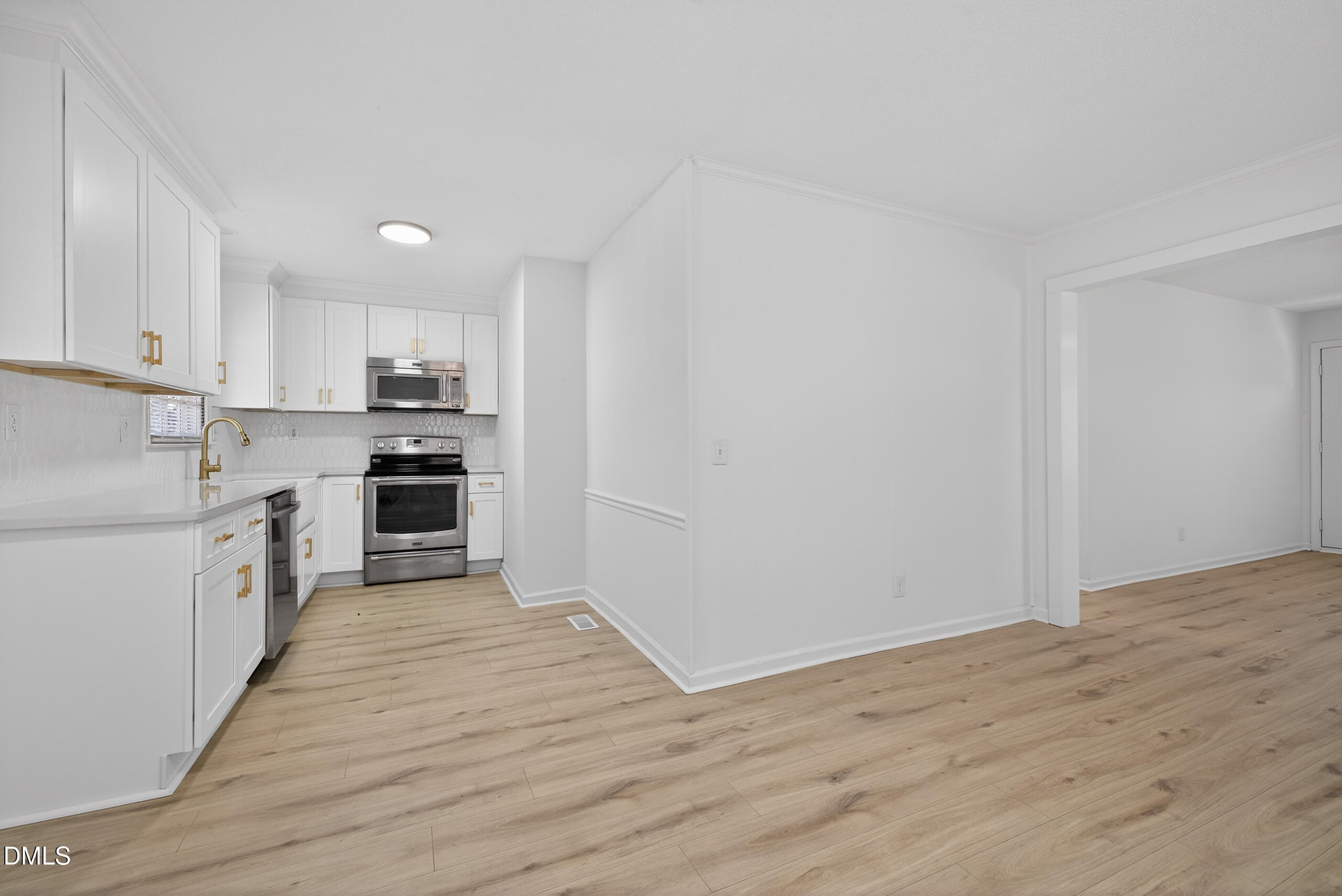 804 Plentywood Court Raleigh, NC 27615 - Photo 13 of 40 Scene-15