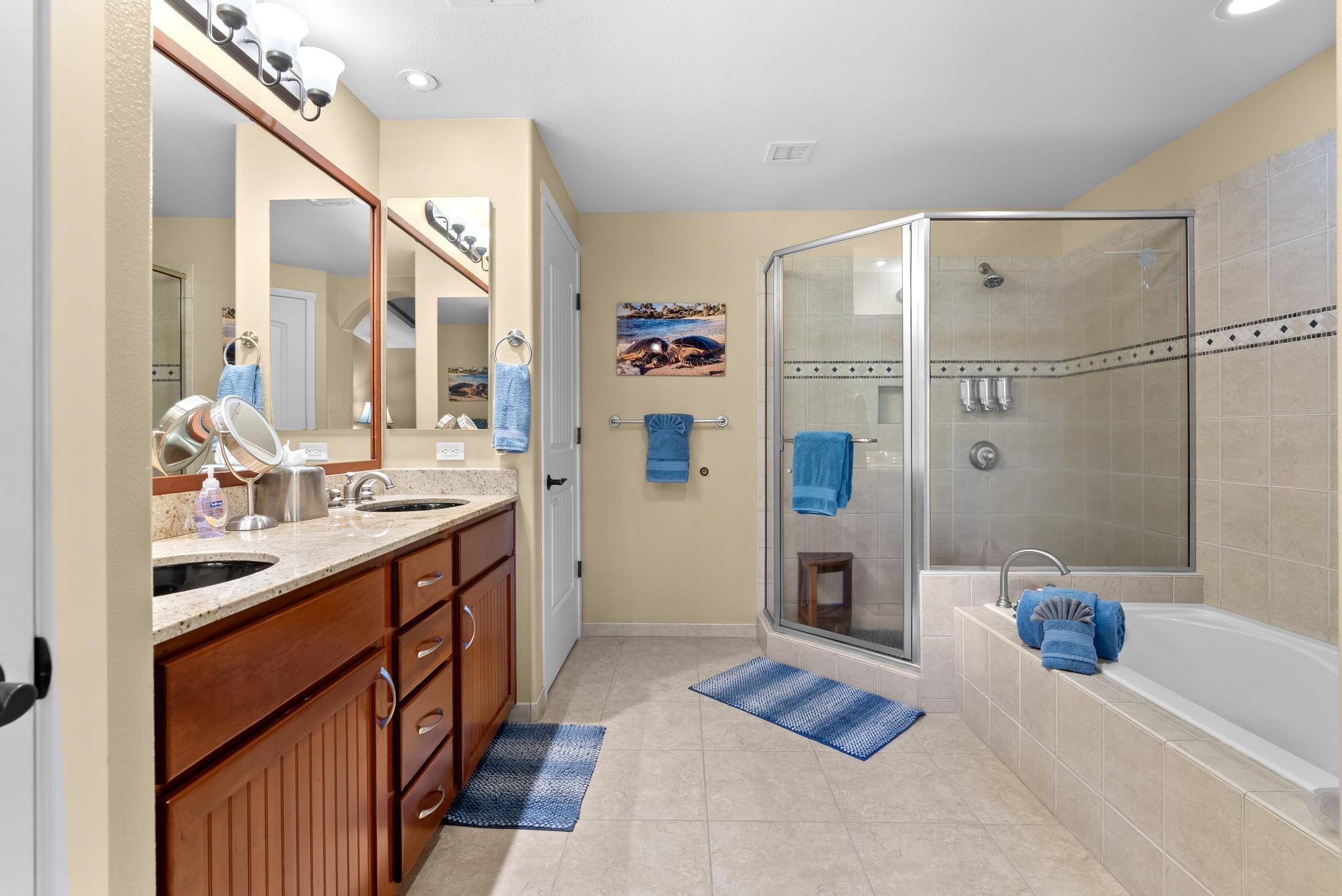 68-1122 Na Ala Hele Road, Unit Q4 Kamuela, HI 96743 - Photo 22 of 30 a spacious bathroom with a double vanity sink a mirror and a shower