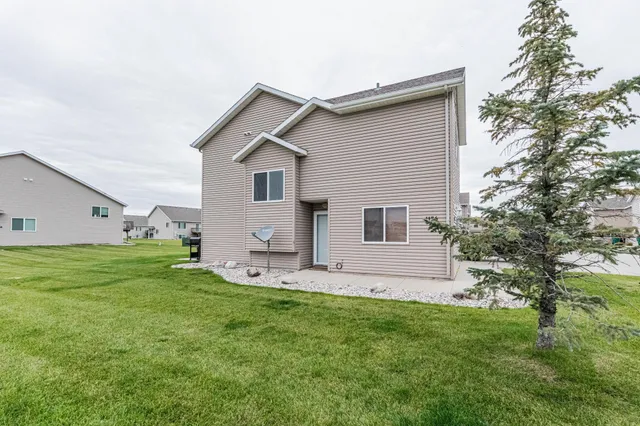 $249,000 | 1156 42nd Avenue West, Unit A, West Fargo, ND 58078