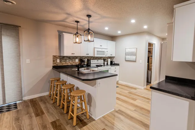 $249,000 | 1156 42nd Avenue West, Unit A, West Fargo, ND 58078