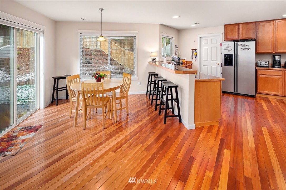 15420 35th Drive Southeast Bothell, WA 98012 - Photo 5 of 16 Gallery Image 5