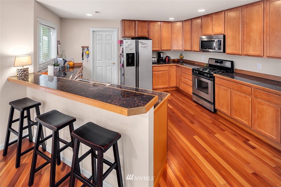 15420 35th Drive Southeast Bothell, WA 98012 - Photo 6 of 16 Gallery Image 6