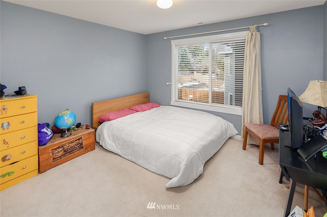15420 35th Drive Southeast Bothell, WA 98012 - Photo 9 of 16 Gallery Image 9