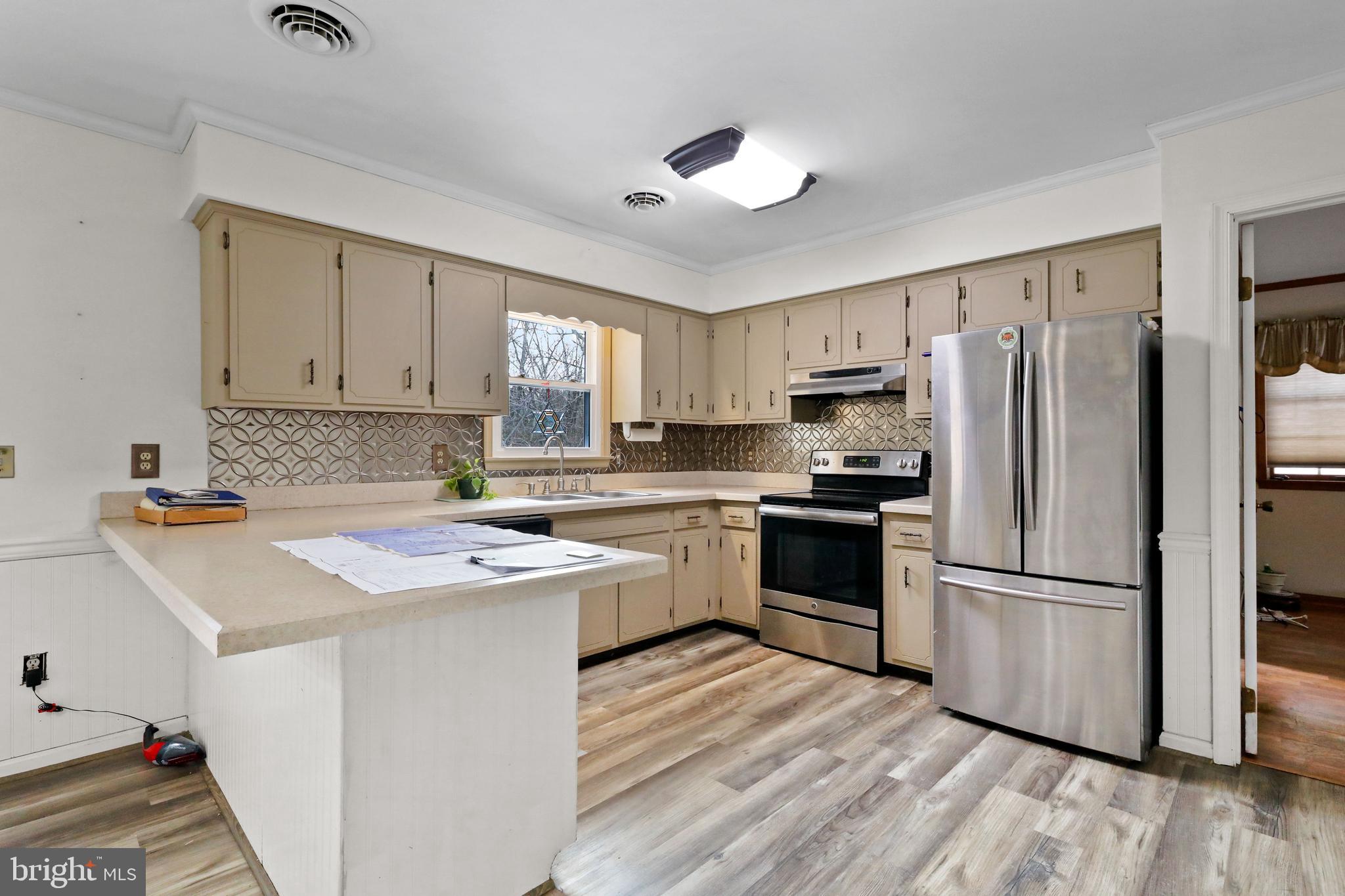 359 Creek Road Delran, NJ 08075 - Photo 10 of 31