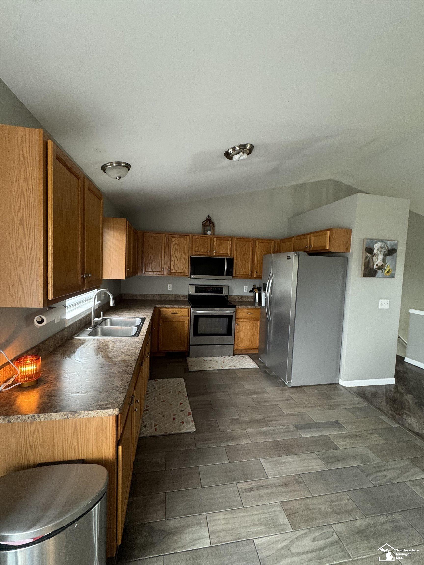 197 Dundee Ridge Drive Dundee, MI 48131 - Photo 8 of 16