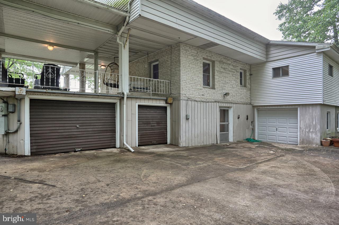 1956 Sand Hill Road Hershey, PA 17033 - Photo 20 of 23 Gallery Image 20