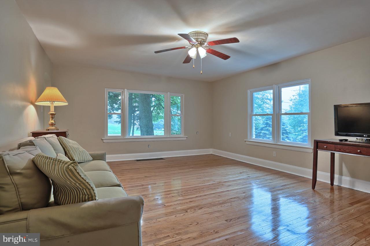 1956 Sand Hill Road Hershey, PA 17033 - Photo 3 of 23 Gallery Image 3
