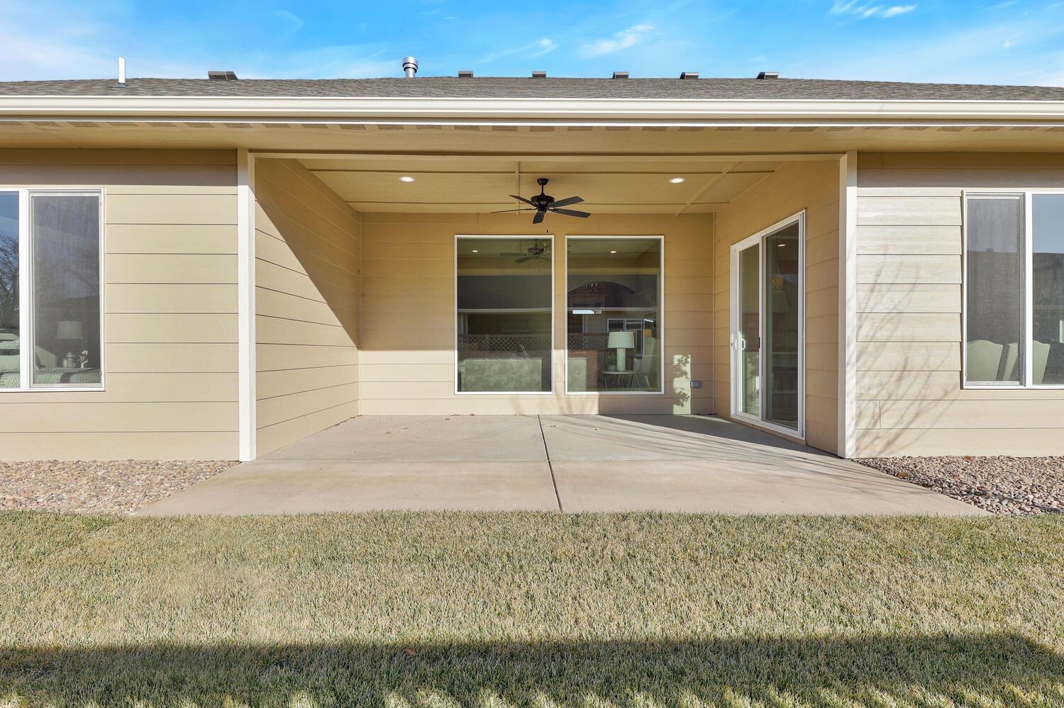 737 North Firefly Court Wichita, KS 67235 - Photo 32 of 36