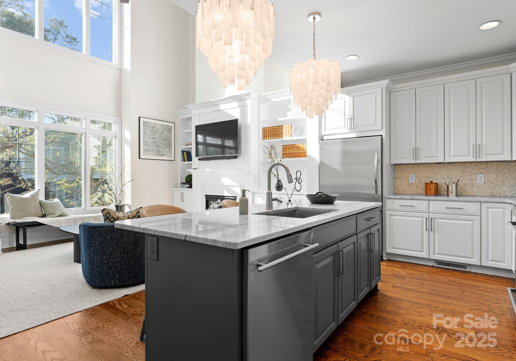 415 Spring Street Davidson, NC 28036 - Photo 5 of 42