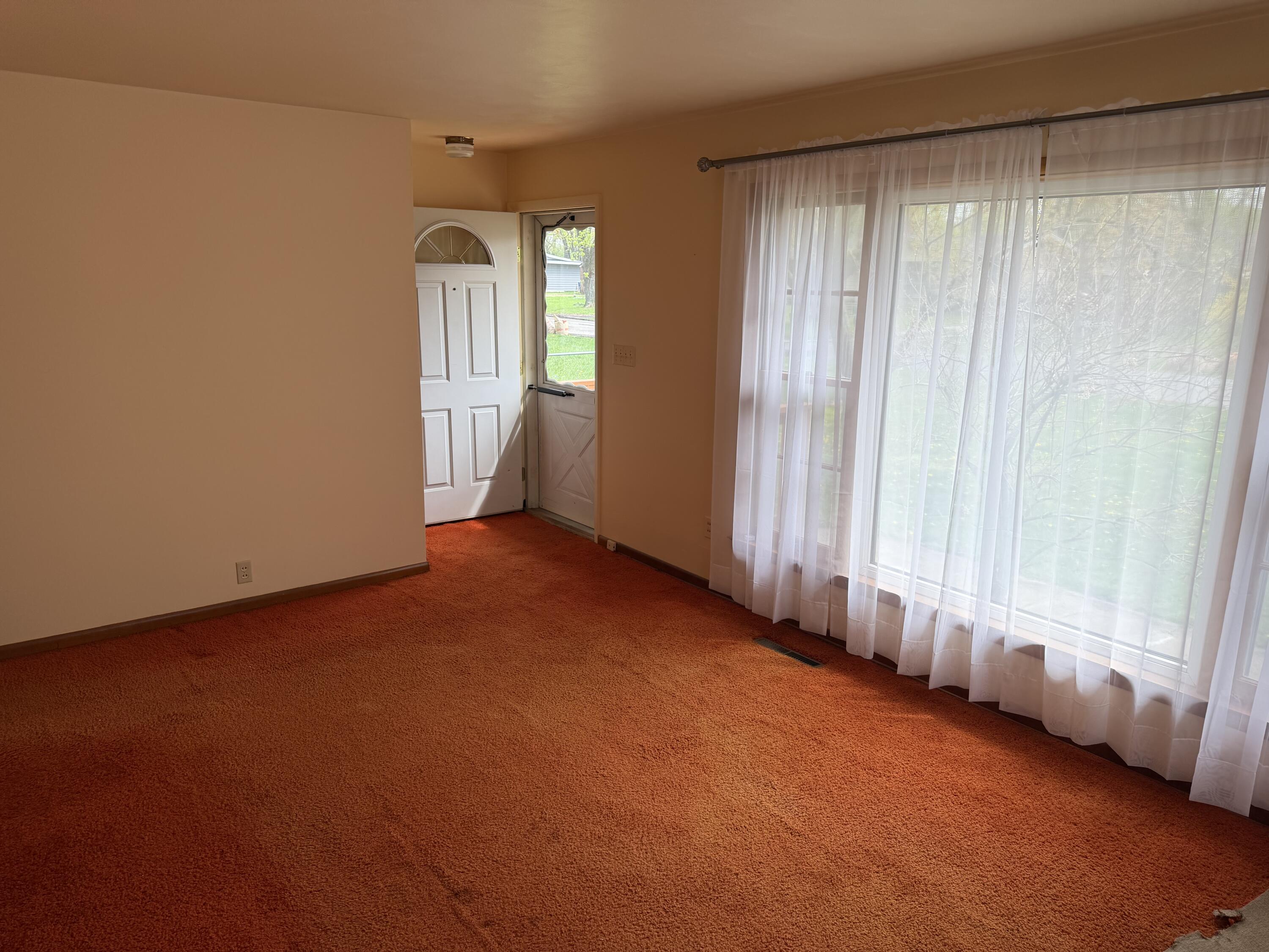 121 Elmside Road Benton Harbor, MI 49022 - Photo 12 of 29 IMG_0620