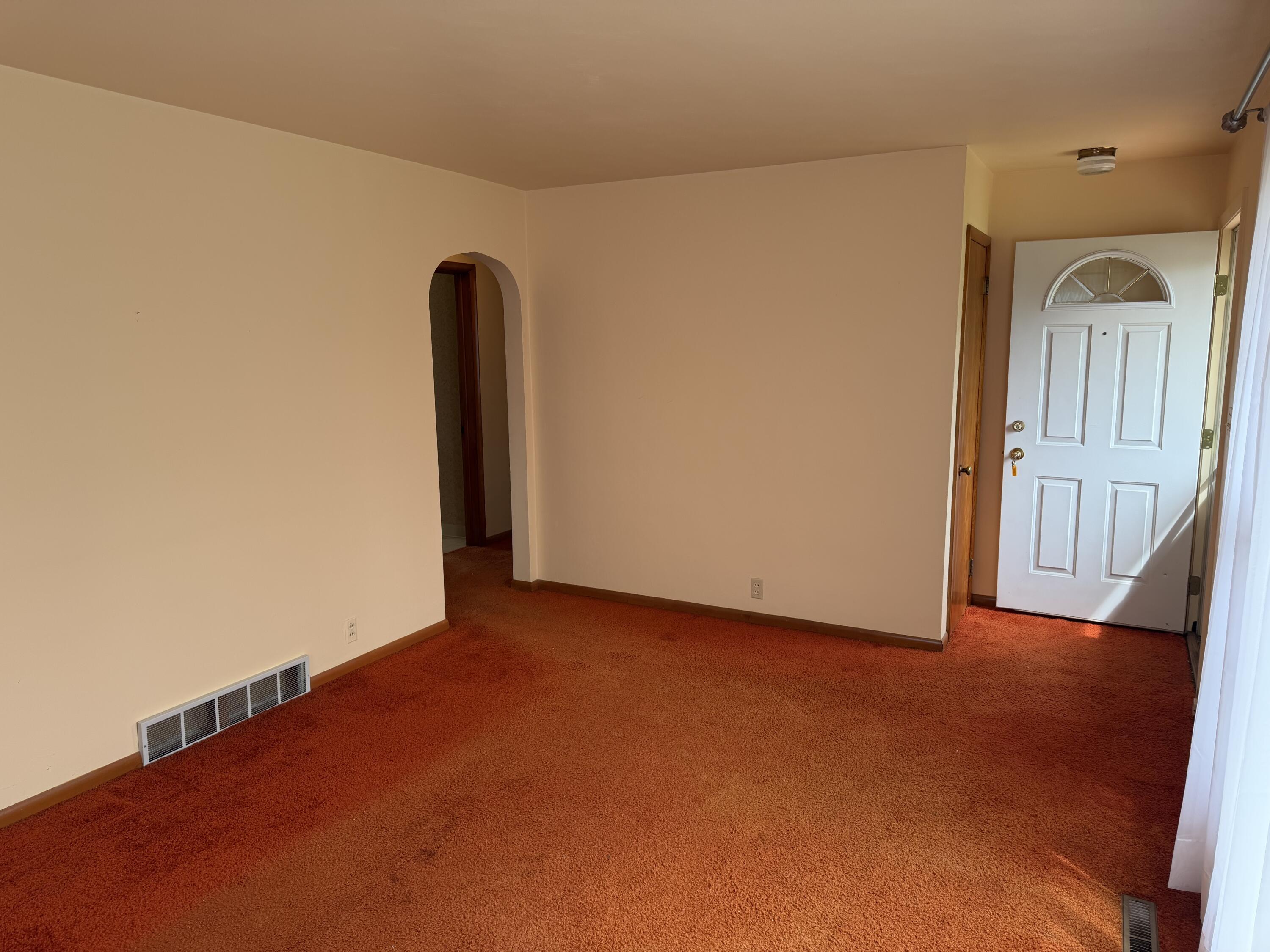 121 Elmside Road Benton Harbor, MI 49022 - Photo 13 of 29 IMG_0622