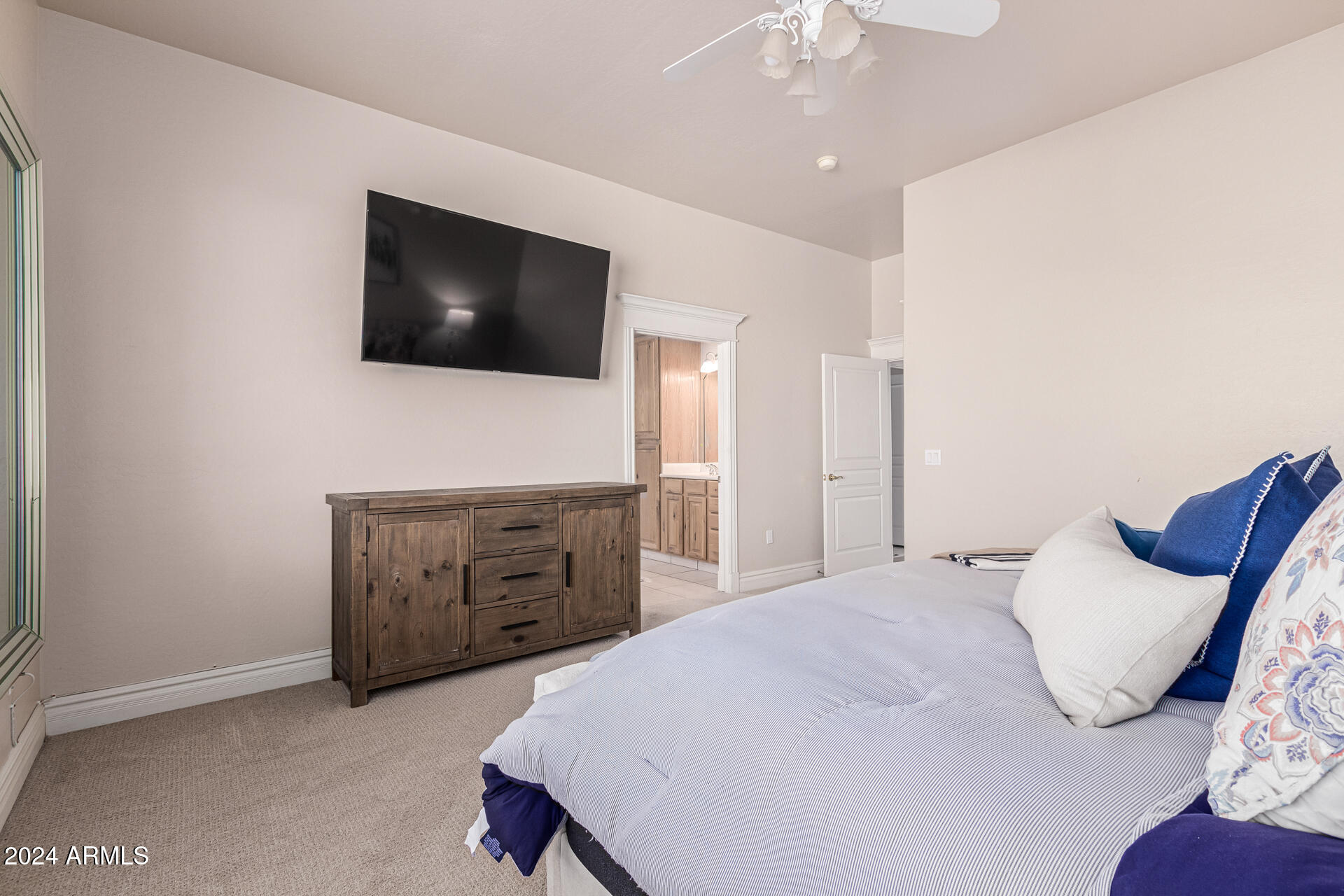 8052 East McDowell Road Mesa, AZ 85207 - Photo 17 of 38 Primary Bed