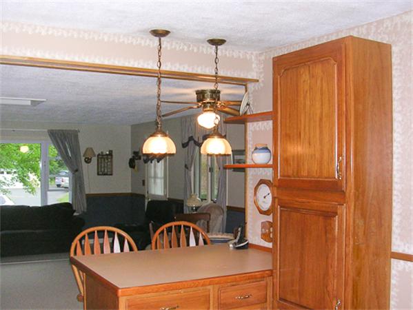 6 Donna Road Chelmsford, MA 01824 - Photo 4 of 9