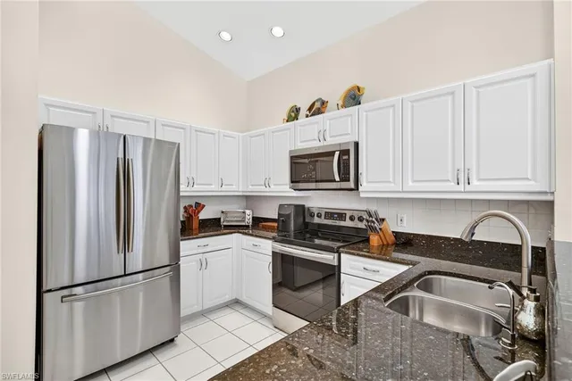 $499,900 | 15209 Storrington Place, Unit B200, Naples, FL 34110