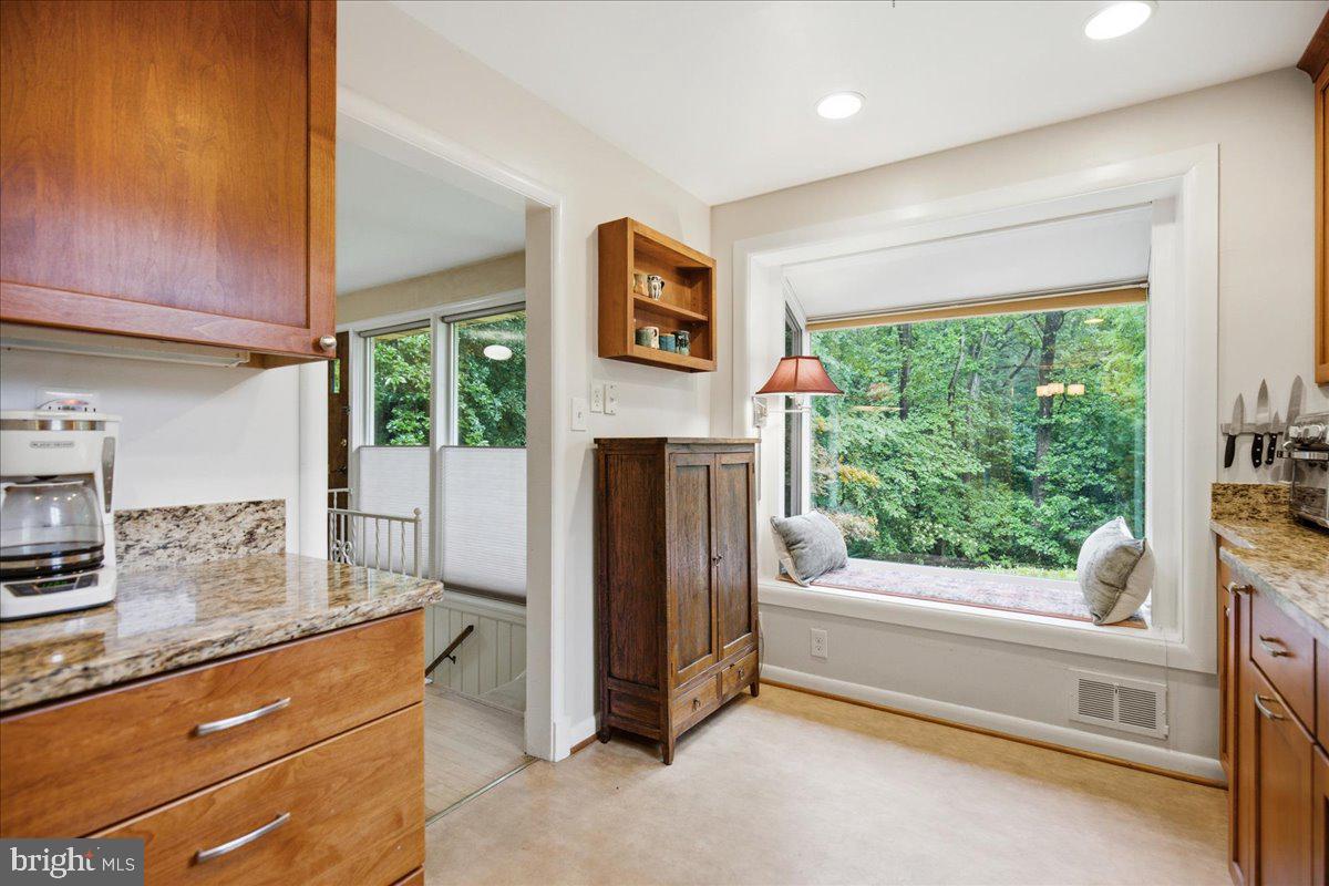 10802 Lockridge Drive Silver Spring, MD 20901 - Photo 26 of 45