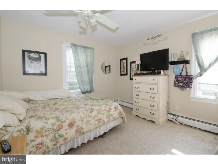 211 Strathmore Road Havertown, PA 19083 - Photo 14 of 24
