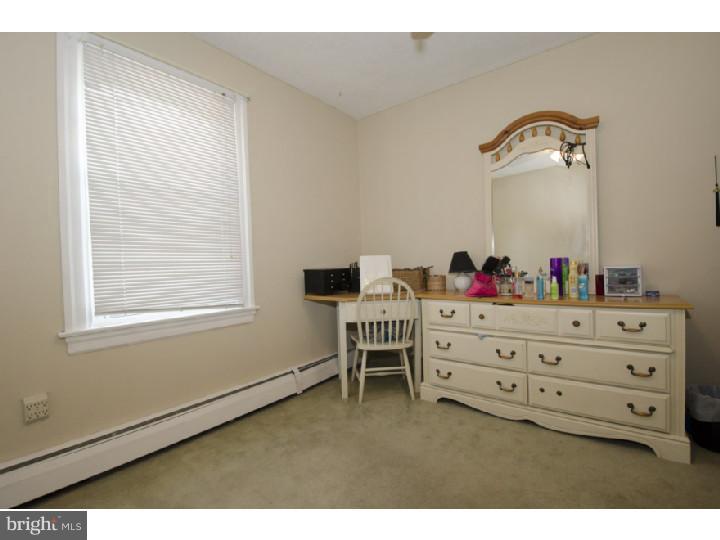211 Strathmore Road Havertown, PA 19083 - Photo 16 of 24