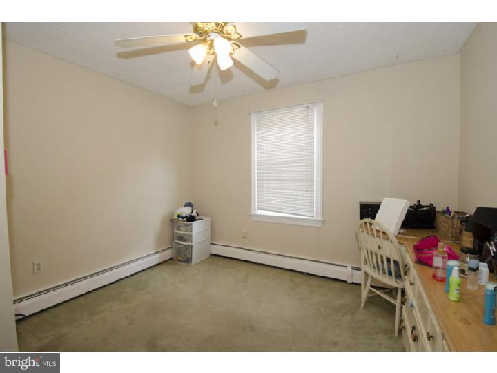 211 Strathmore Road Havertown, PA 19083 - Photo 17 of 24