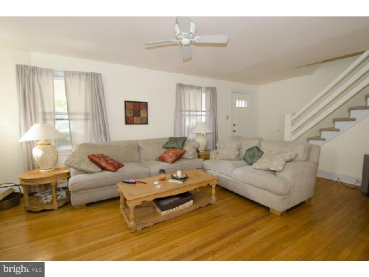211 Strathmore Road Havertown, PA 19083 - Photo 3 of 24