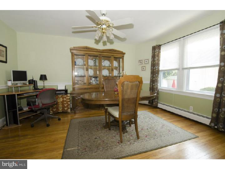 211 Strathmore Road Havertown, PA 19083 - Photo 5 of 24