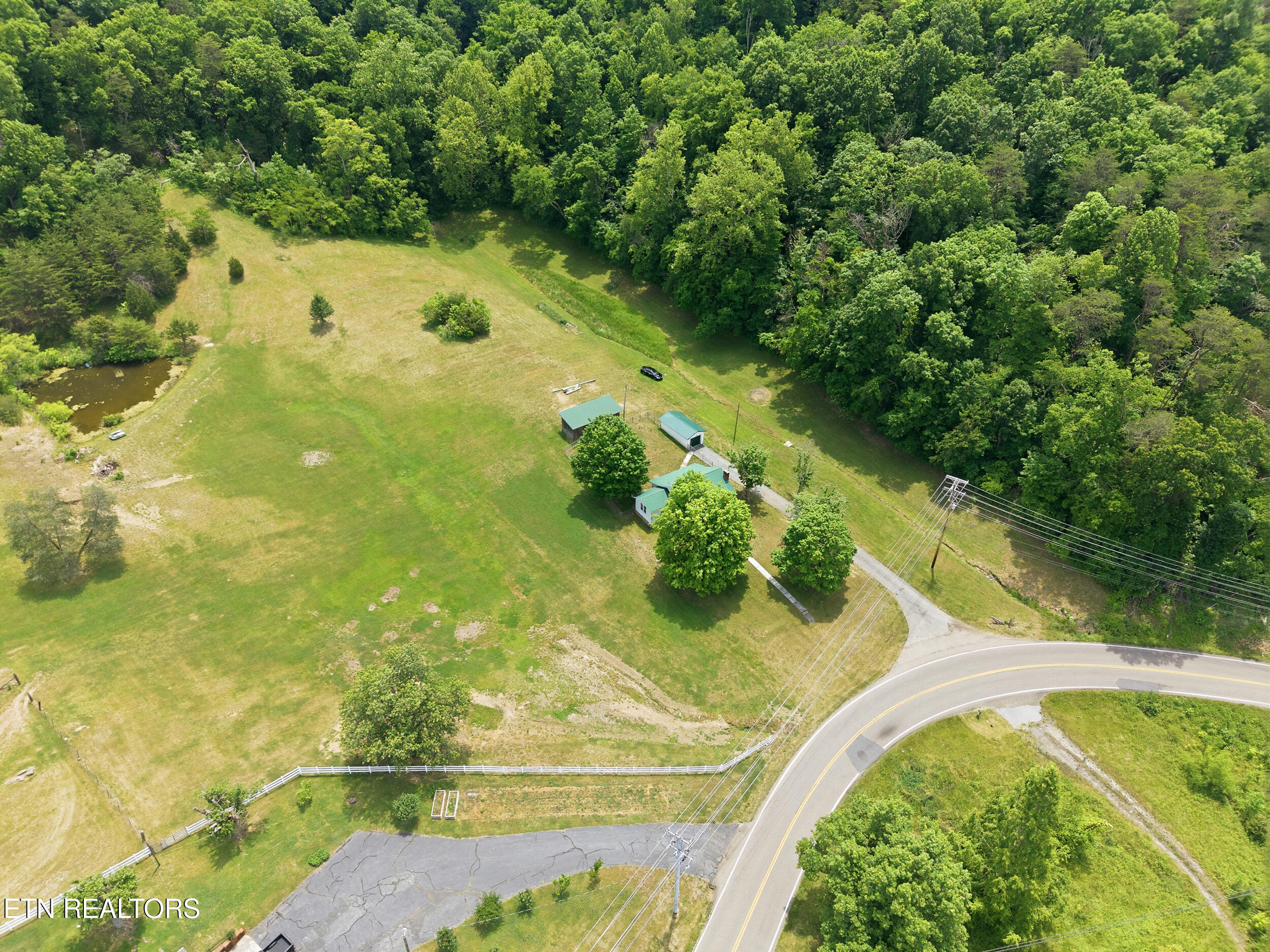 979 Highway 92 Rutledge, TN 37861 - Photo 10 of 36 15_979_tn-92_0016