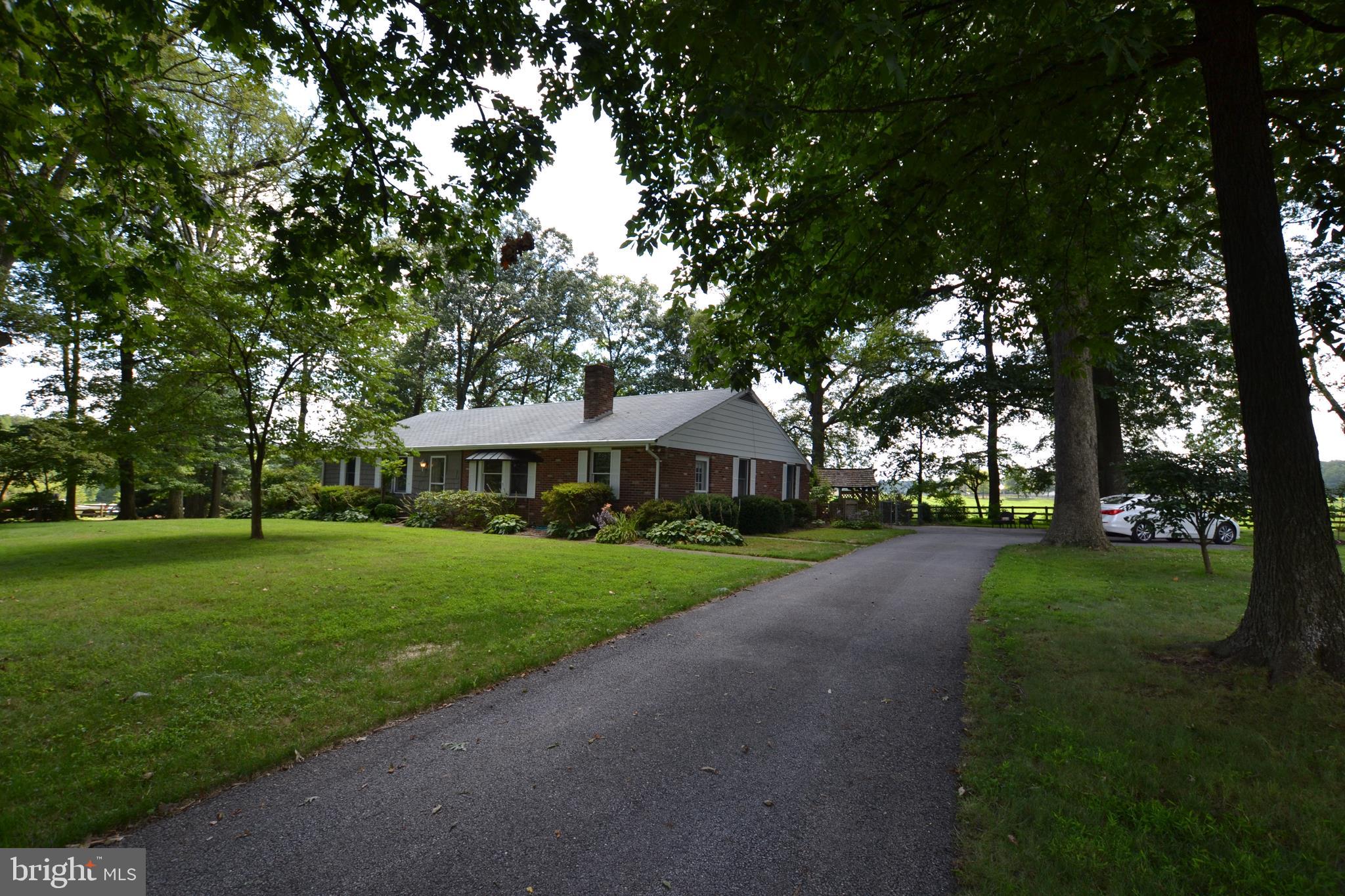 24403 Hipsley Mill Road Gaithersburg, MD 20882 - Photo 32 of 43 Front