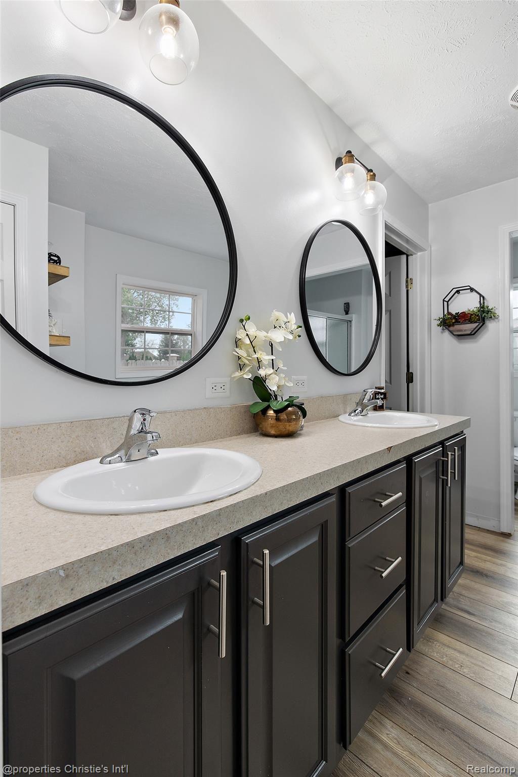 54019 County Line Road New Baltimore, MI 48047 - Photo 21 of 31 54019 County Line-28.jpg