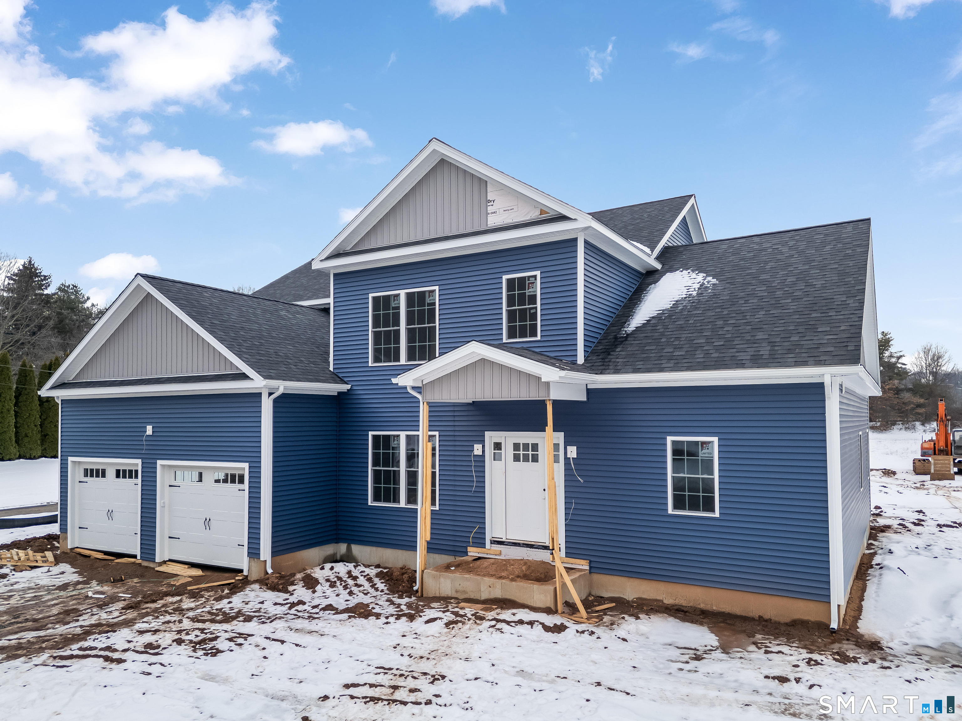 180 Bee Street Meriden, CT 06450 - Photo 2 of 25 a front view of a house with garden