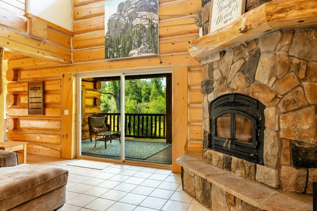 $985,000 | 716 Bridge Street, Dayton, WY 82836