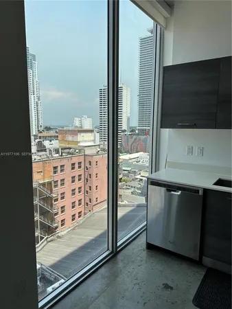 $2,500 | 151 Southeast 1st Street, Unit 1410, Miami, FL 33131