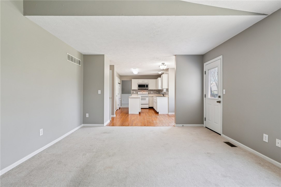 165 Meadows Drive Springboro, OH 45066 - Photo 16 of 58