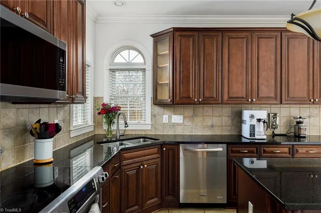 $535,000 | 1007 Castle Pines Court, Clemmons, NC 27012