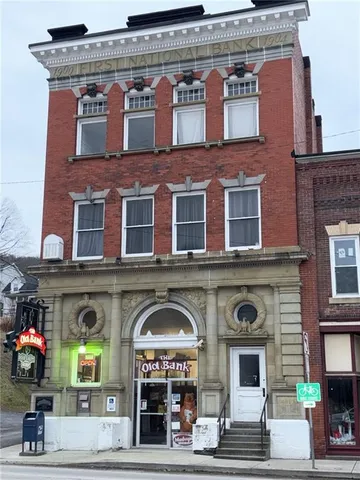 $900 | 323 Kellys Way, Unit B, East Brady, PA 16028