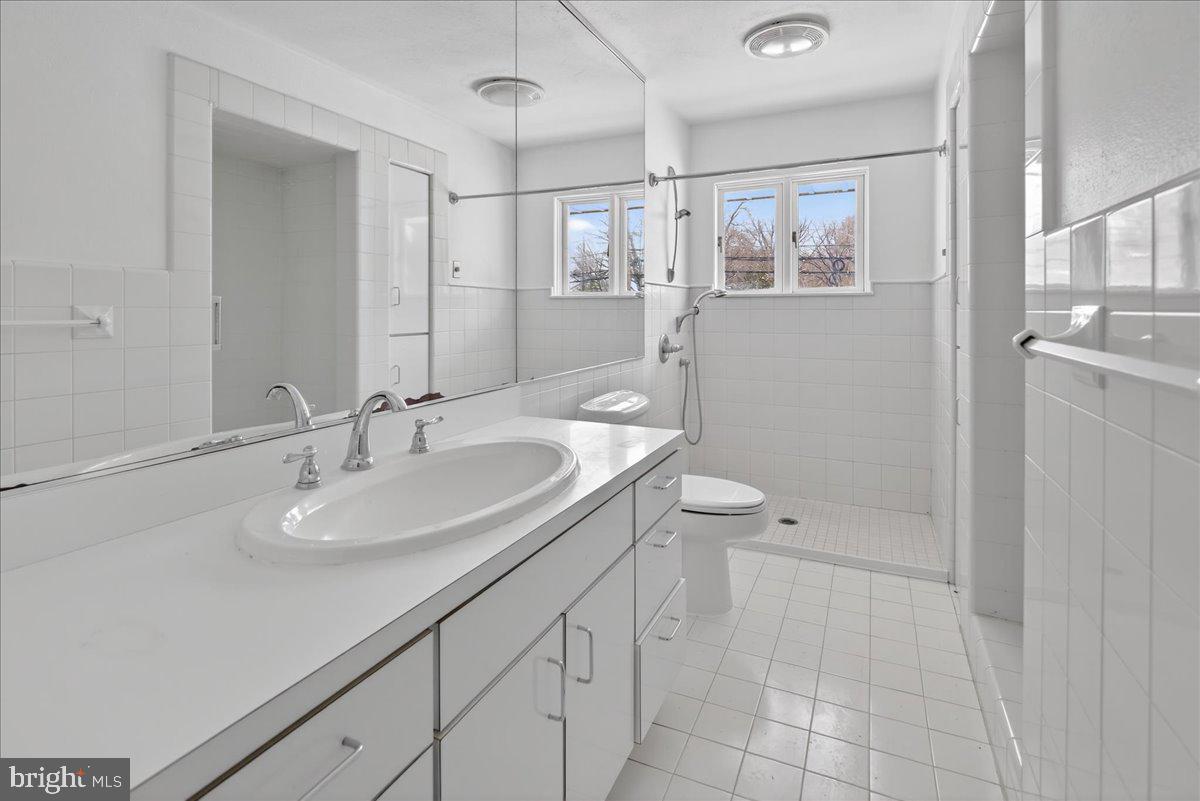 2627 Pennington Road Pennington, NJ 08534 - Photo 14 of 45