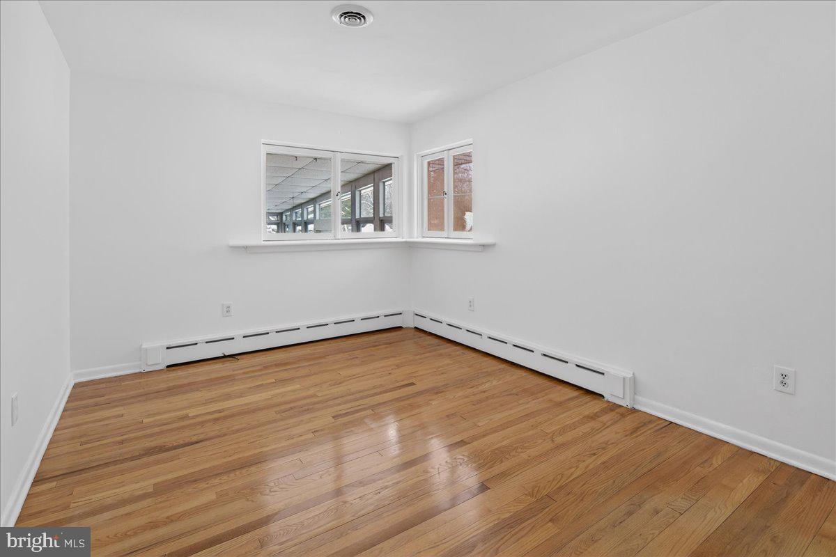 2627 Pennington Road Pennington, NJ 08534 - Photo 18 of 45