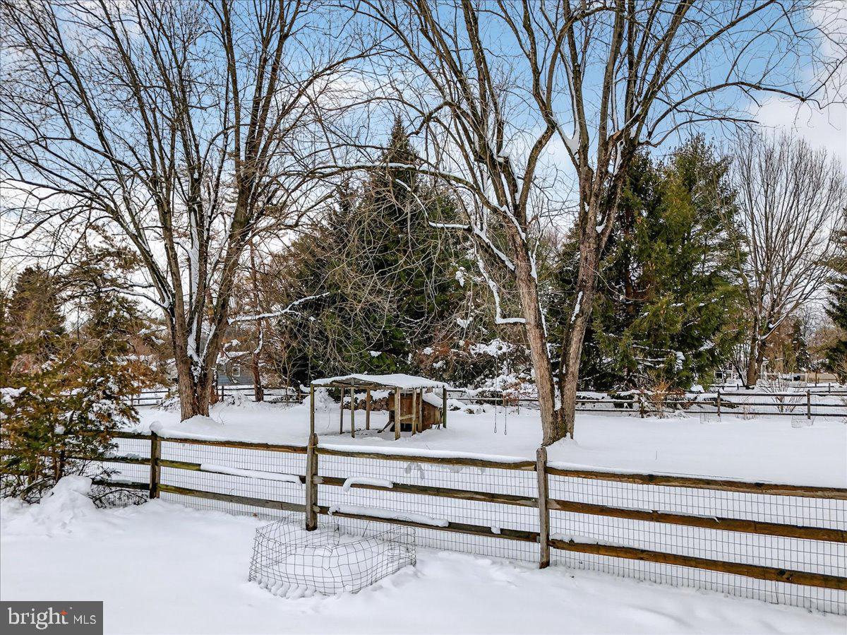 2627 Pennington Road Pennington, NJ 08534 - Photo 37 of 45