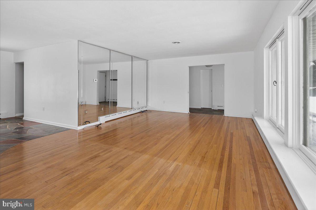 2627 Pennington Road Pennington, NJ 08534 - Photo 7 of 45