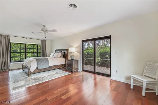 $895,000 | 3209 West Riverside Drive, Fort Myers, FL 33901