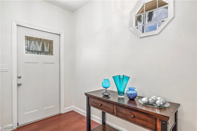 $895,000 | 3209 West Riverside Drive, Fort Myers, FL 33901