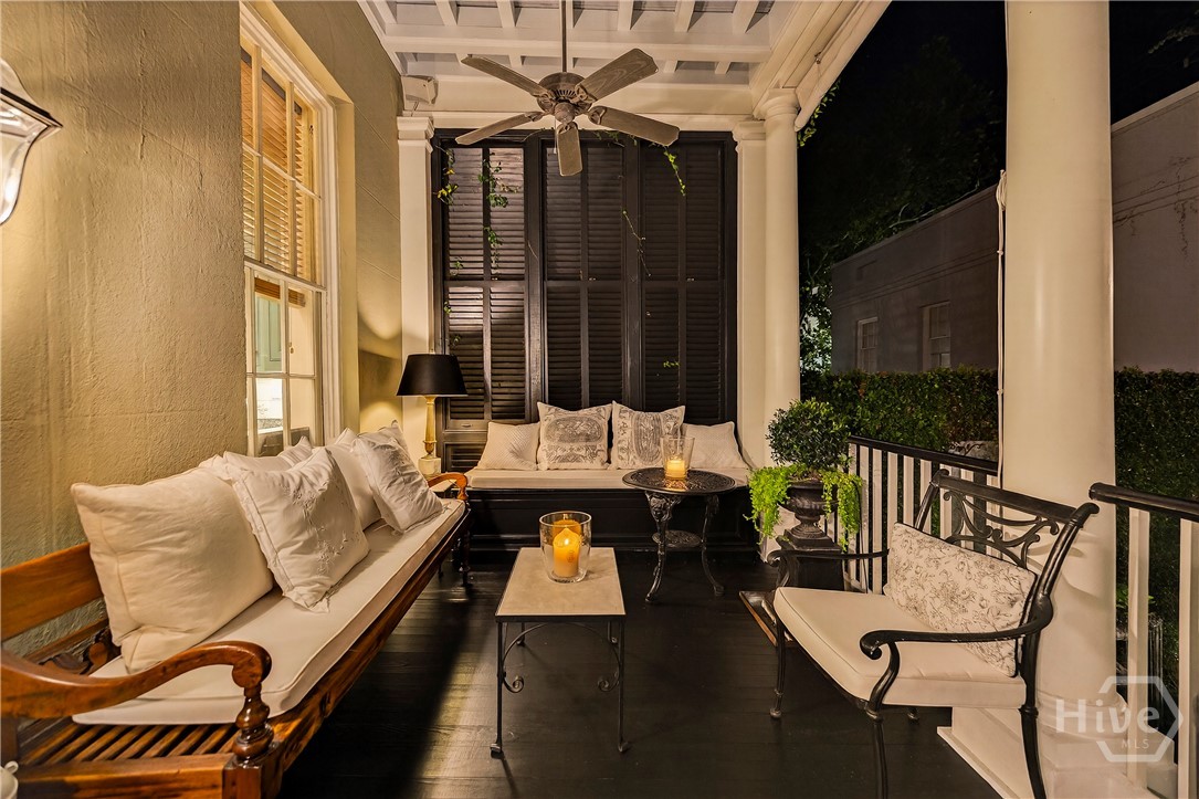 203 West Charlton Street Savannah, GA 31401 - Photo 12 of 48