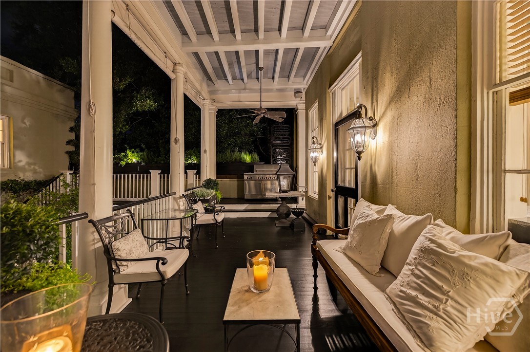 203 West Charlton Street Savannah, GA 31401 - Photo 14 of 48