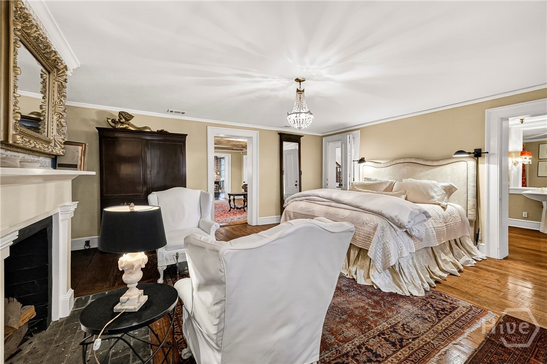 203 West Charlton Street Savannah, GA 31401 - Photo 32 of 48