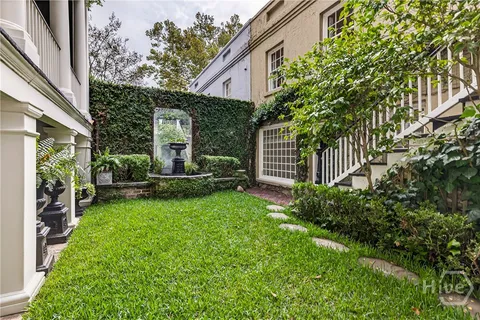 $3,775,000 | 203 West Charlton Street, Savannah, GA 31401