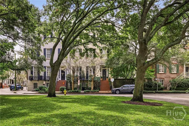$3,775,000 | 203 West Charlton Street, Savannah, GA 31401