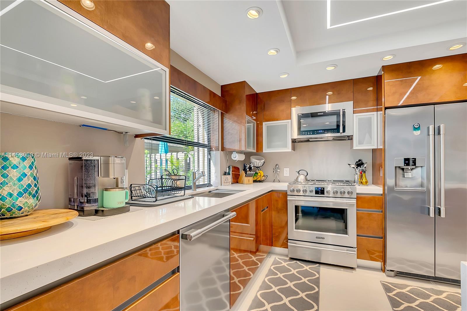 11417 Southwest 112th Street Miami, FL 33176 - Photo 4 of 21