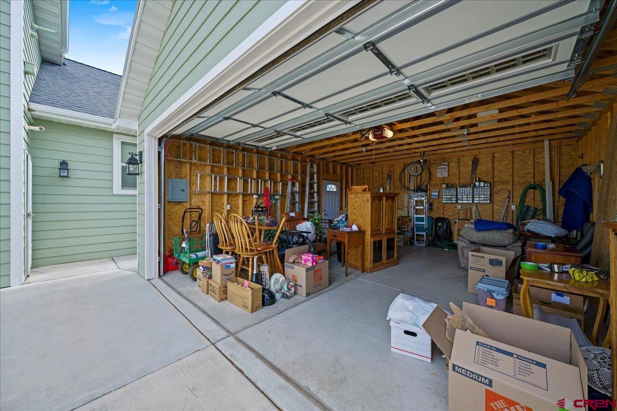 2033 Constitution Loop Montrose, CO 81401 - Photo 32 of 41