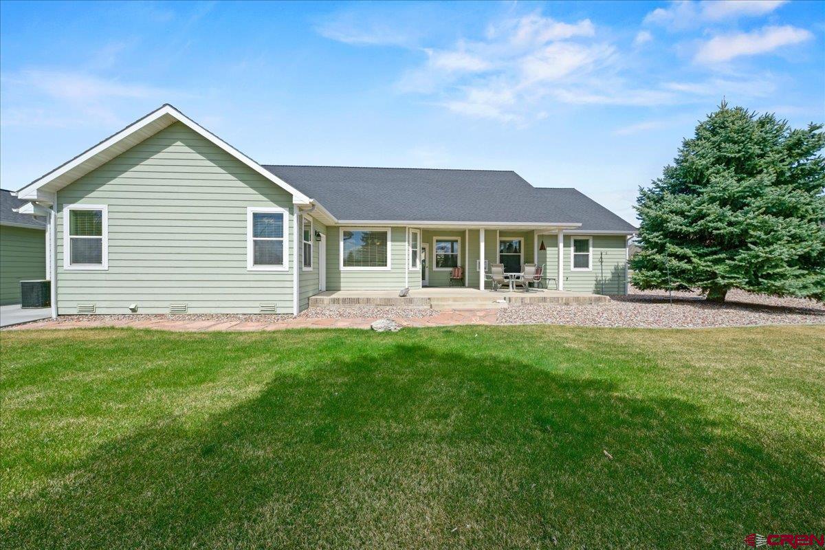 2033 Constitution Loop Montrose, CO 81401 - Photo 35 of 41