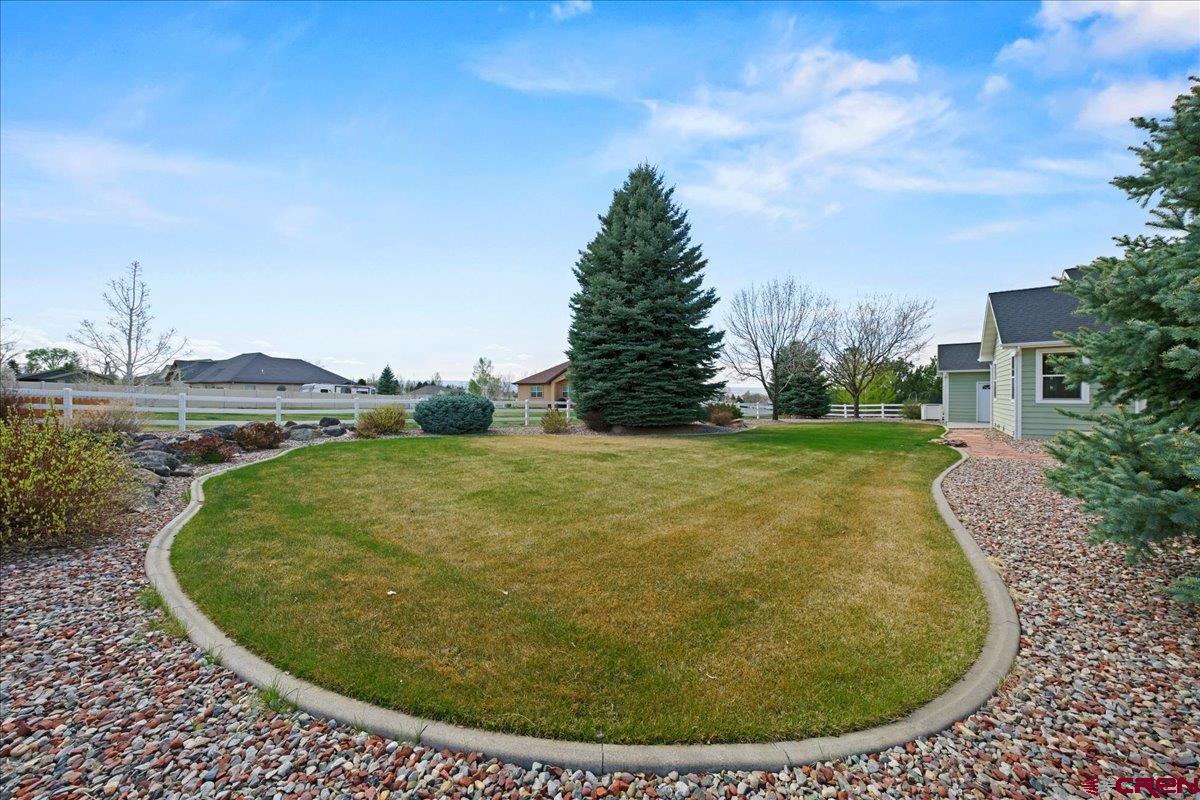 2033 Constitution Loop Montrose, CO 81401 - Photo 36 of 41